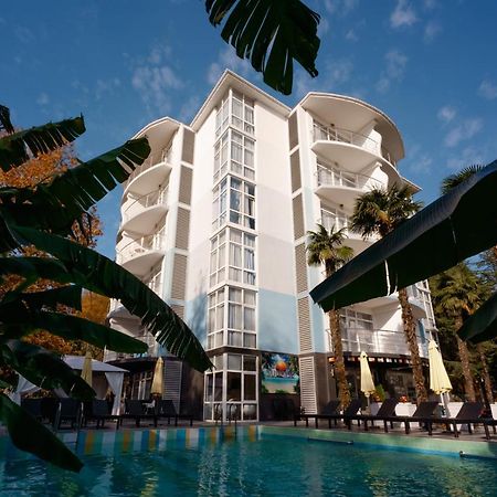 Sunrise Garden Hotel 3* Gagra Exterior photo