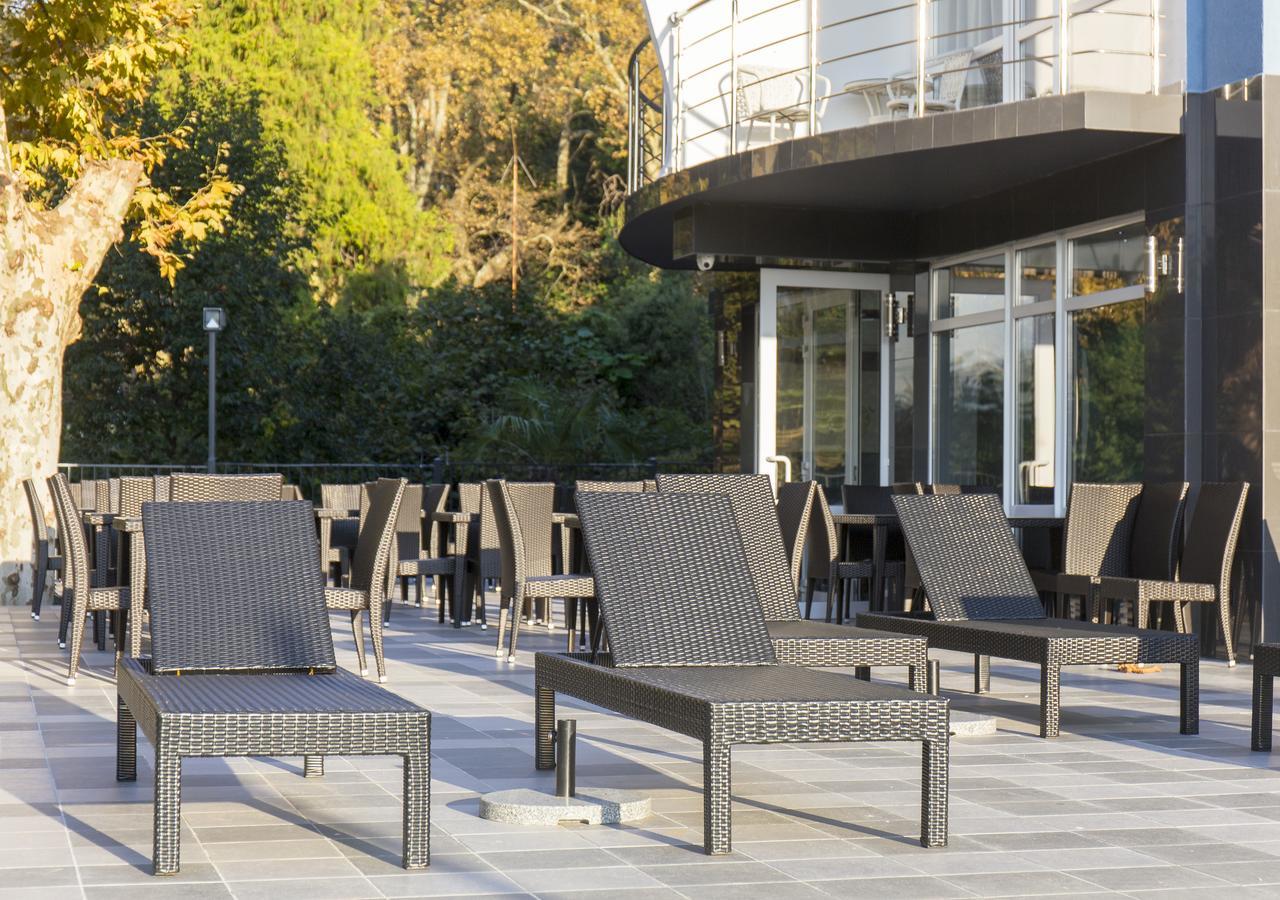 Sunrise Garden Hotel 3* Gagra Exterior photo