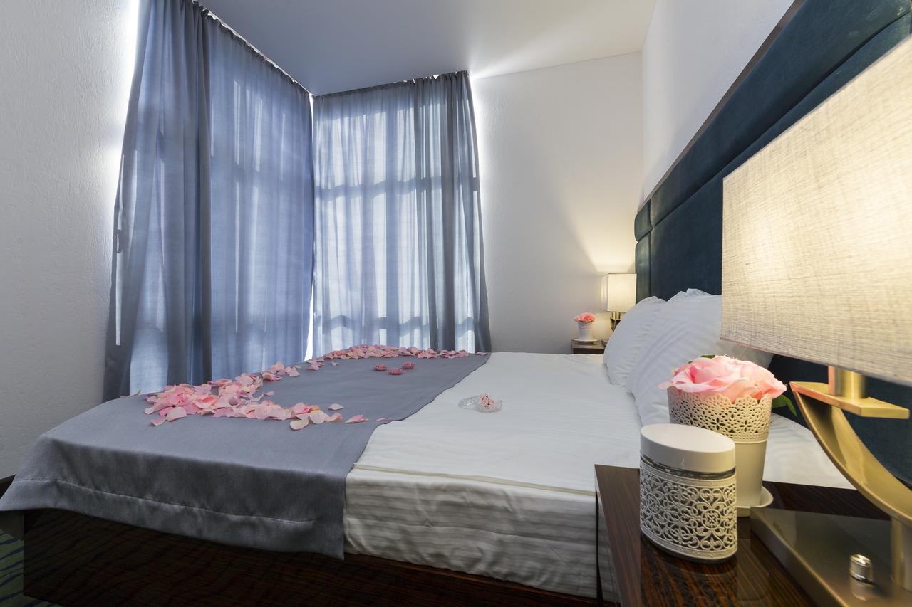 Sunrise Garden Hotel 3* Gagra Exterior photo