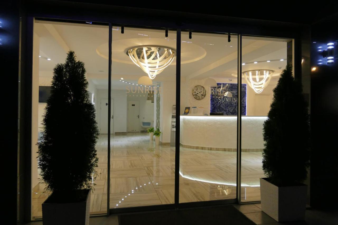 Sunrise Garden Hotel 3* Gagra Exterior photo
