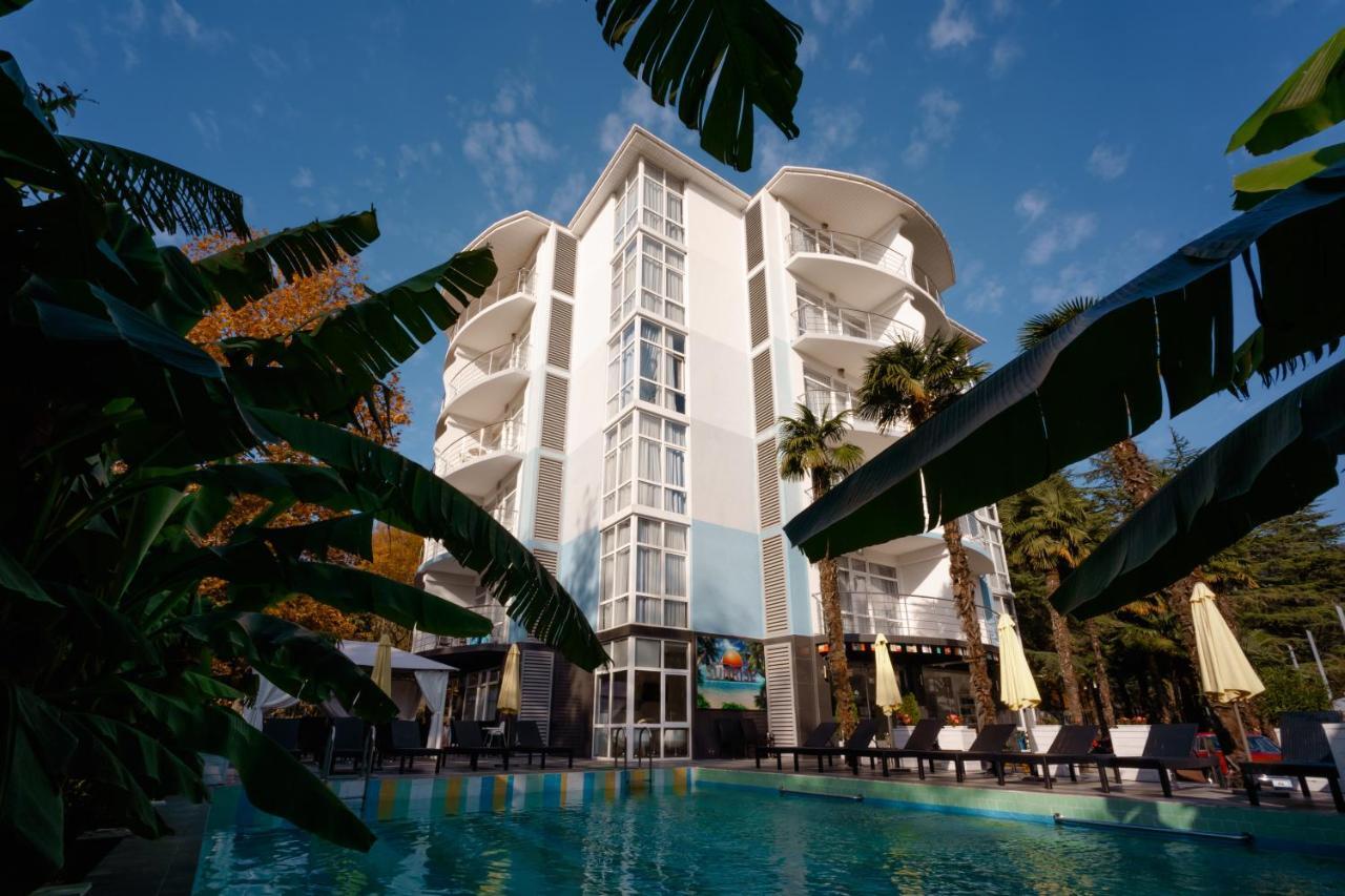 Sunrise Garden Hotel 3* Gagra Exterior photo